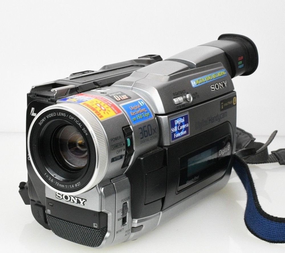 Кассетная hi8 видеокамера Sony